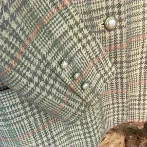 CHAUS PETITES Vintage Blazer. Women’s Size 8 in Excellent Condition. - Picture 5 of 7